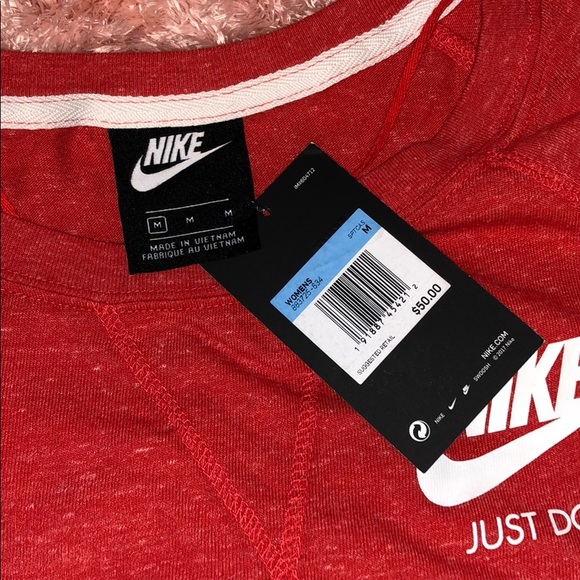 •SOLD• 👚 Women's Medium Nike Sweatshirt - Picture 4 of 5